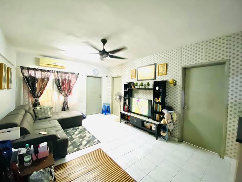 Apartment for Sale at Pangsapuri Subang Suria - NORFADILAH ZAINUDDIN - Living Room - PropertyGuru.com.my