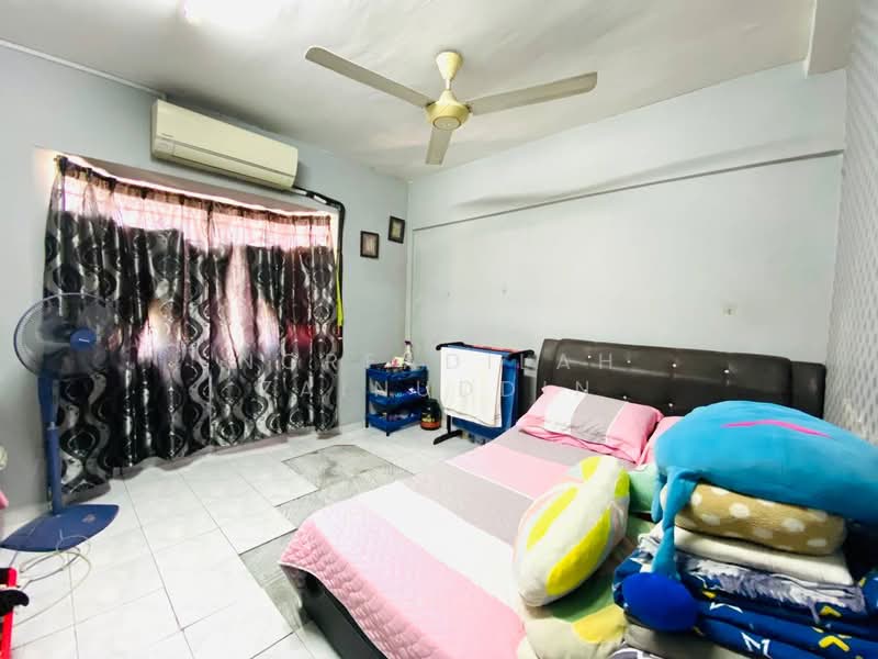 Apartment for Sale at Pangsapuri Subang Suria - NORFADILAH ZAINUDDIN - Bedroom - PropertyGuru.com.my