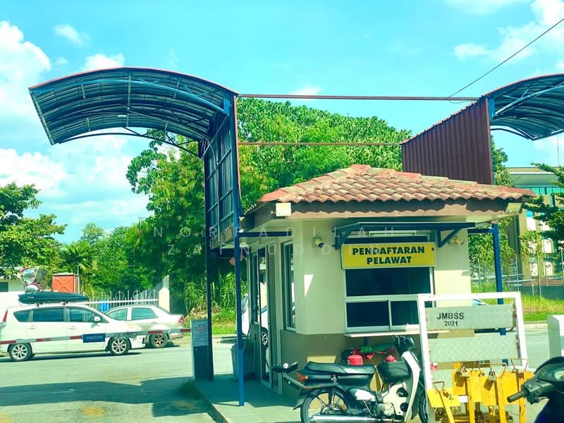 Apartment for Sale at Pangsapuri Subang Suria - NORFADILAH ZAINUDDIN - Exterior - PropertyGuru.com.my