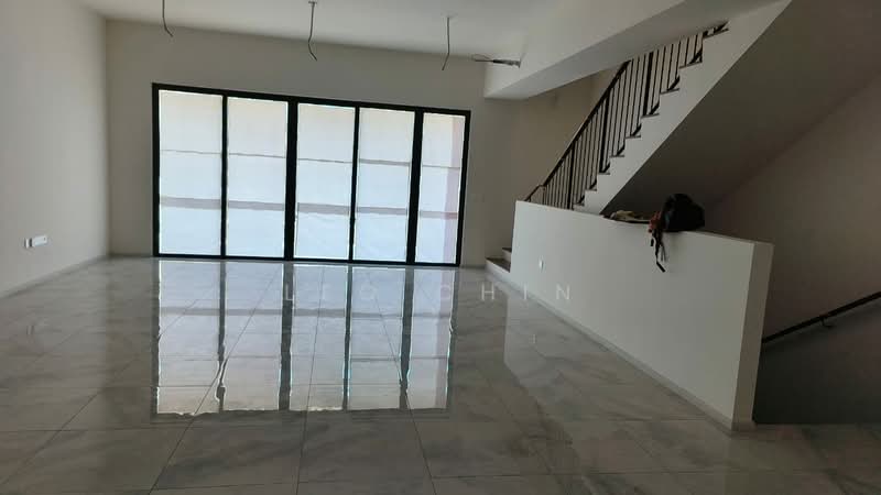 2.5-storey Terraced House for Rent in Taman Bukit Serdang (Seri Kembangan) - Leo Chin - Interior - PropertyGuru.com.my