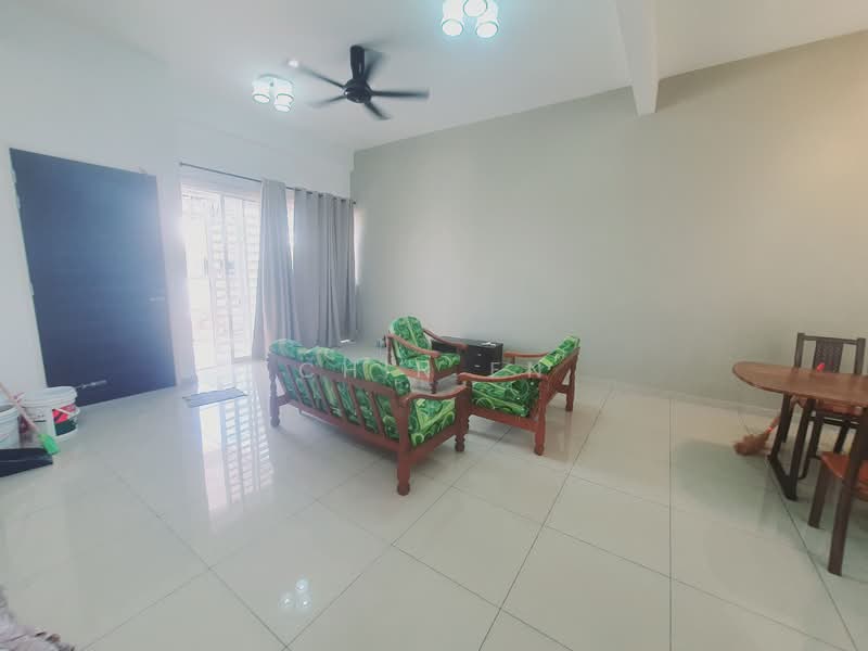 Country Villas Resort untuk Untuk Disewa - RM 1,500 /bulan, Mac 2026 - Living Room - PropertyGuru.com.my