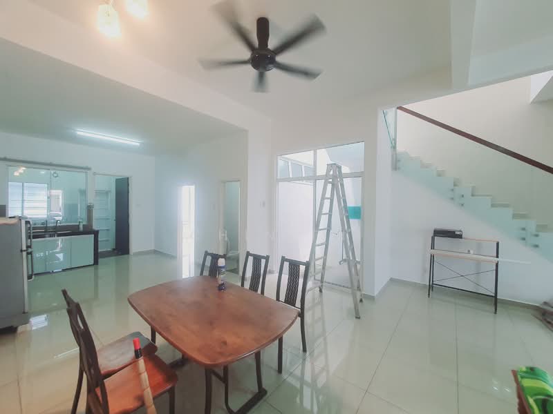 Country Villas Resort untuk Untuk Disewa - RM 1,500 /bulan, Mac 2026 - Interior - PropertyGuru.com.my