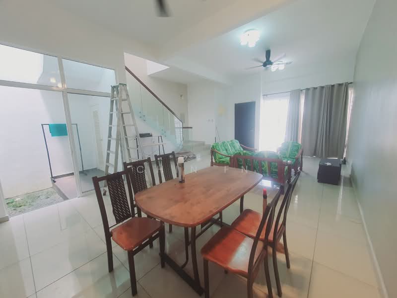 Country Villas Resort untuk Untuk Disewa - RM 1,500 /bulan, Mac 2026 - Living Room - PropertyGuru.com.my