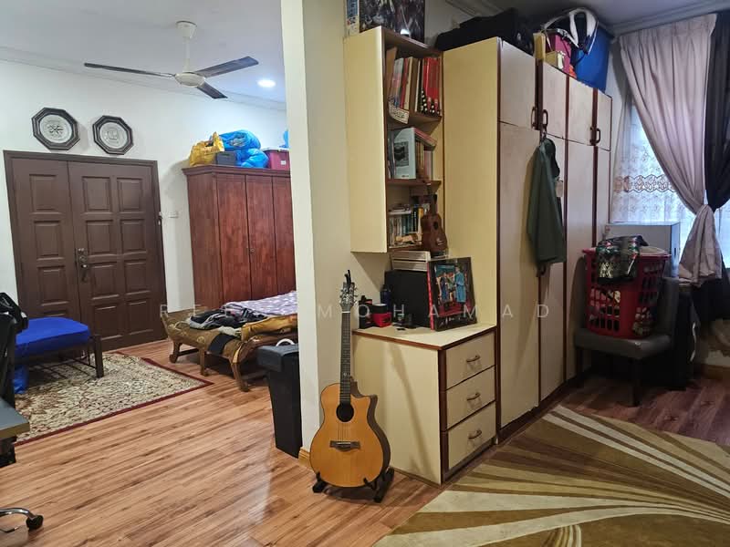 Semi-Detached House for Sale in Bandar Tun Hussein Onn (Cheras) - Reen Mohamad - Interior - PropertyGuru.com.my