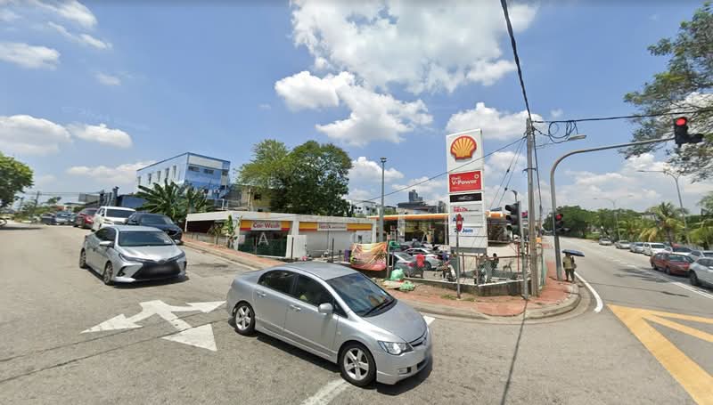 Shop for Rent in Petaling Jaya (Selangor) - Kat Chan - Exterior - PropertyGuru.com.my