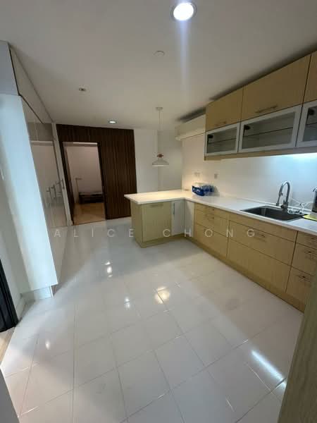 Service Residence for Sale at 3 Kia Peng - Alice Chong - Kitchen - PropertyGuru.com.my