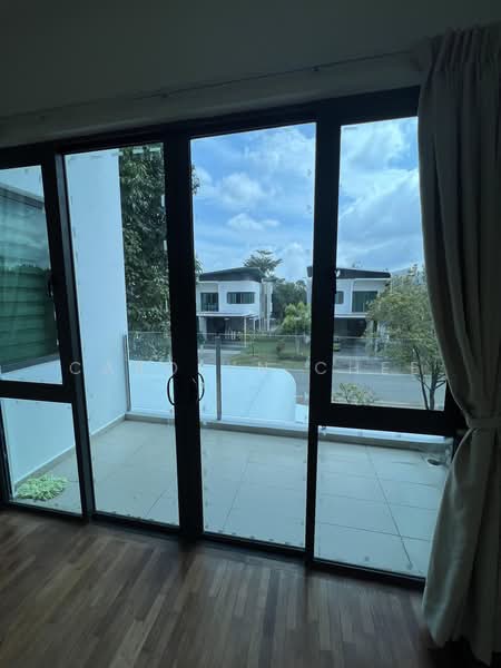 Rumah Berkembar untuk Disewa di Setia Eco Glades (Cyberjaya) - Carolyn Chee - Balcony (in Bedroom 2) - PropertyGuru.com.my