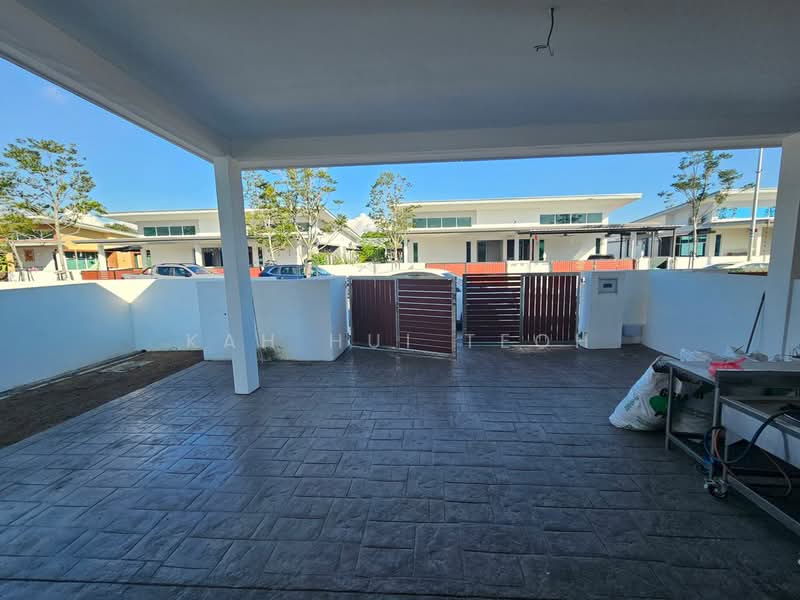 Semi-Detached House for Rent in Hijauan Valdor (Sungai Jawi) - Kah Hui Teoh - Exterior - PropertyGuru.com.my