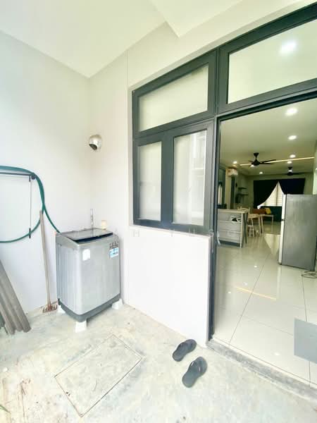 Sunway Citrine Lakehomes untuk Untuk Disewa - RM 4,300 /bulan, Mac 2026 - Living Room - PropertyGuru.com.my