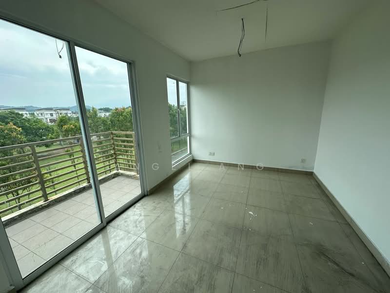 Semi-Detached House for Sale in Saujana Rawang (Rawang) - Angel Ang - Balcony - PropertyGuru.com.my