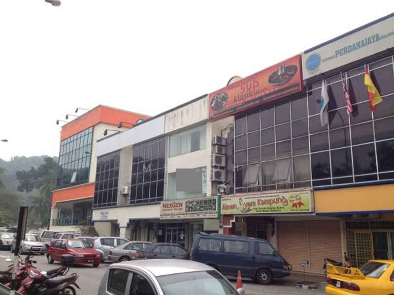 Shop for Rent in Bandar Baru Selayang (Selayang) - MY Loh - Exterior - PropertyGuru.com.my