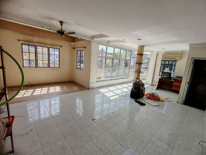 Rumah Berkembar untuk Dijual di Sentul (Kuala Lumpur) - Desmond Tang - Living Room - PropertyGuru.com.my