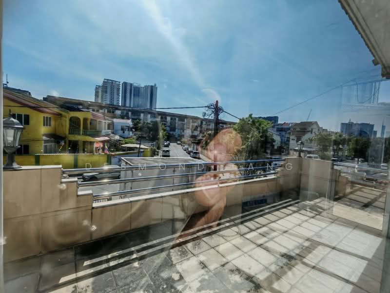Rumah Berkembar untuk Dijual di Sentul (Kuala Lumpur) - Desmond Tang - Balcony - PropertyGuru.com.my