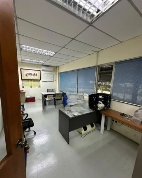 Detached Factory for Sale in Klang (Selangor) - Chris Tye - Study - PropertyGuru.com.my