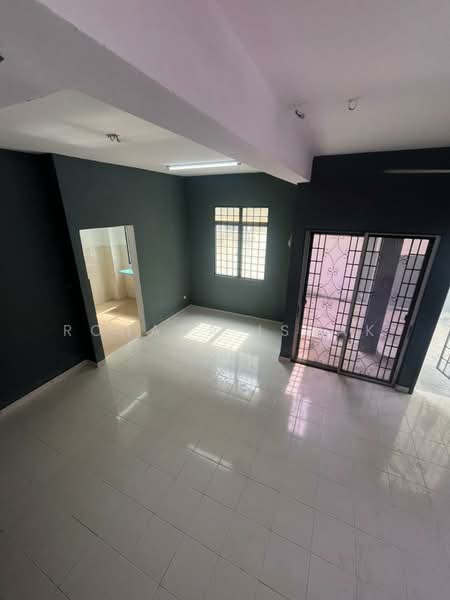 Cluster House for Rent in Bandar Baru Puncak Alam (Puncak Alam) - Rohana Ishak - Interior - PropertyGuru.com.my