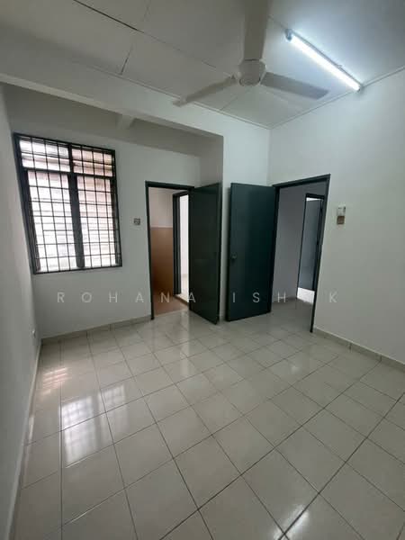 Cluster House for Rent in Bandar Baru Puncak Alam (Puncak Alam) - Rohana Ishak - Interior - PropertyGuru.com.my