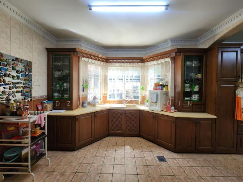 Rumah Banglo untuk Dijual di Bukit Jelutong (Shah Alam) - Adzura Zamedin - Kitchen - PropertyGuru.com.my