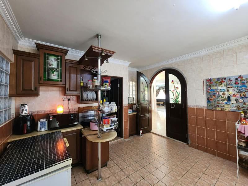 Rumah Banglo untuk Dijual di Bukit Jelutong (Shah Alam) - Adzura Zamedin - Kitchen - PropertyGuru.com.my