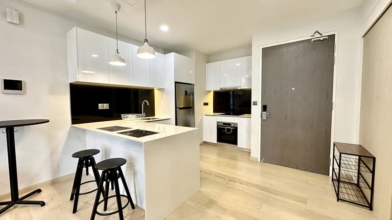 Servis Apartment untuk Disewa di Star Residences One - Tim Siow - Kitchen - PropertyGuru.com.my