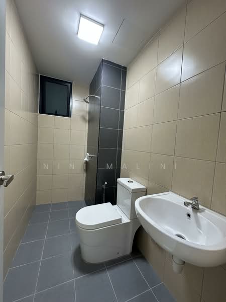 Bayu Residensi untuk Untuk Disewa - RM 1,600 /bulan, Mac 2026 - Bathroom - PropertyGuru.com.my