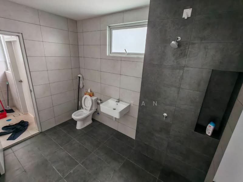 Impian Emas Impians Emas untuk Untuk Dijual - RM 950,000, Mac 2026 - Bathroom - PropertyGuru.com.my