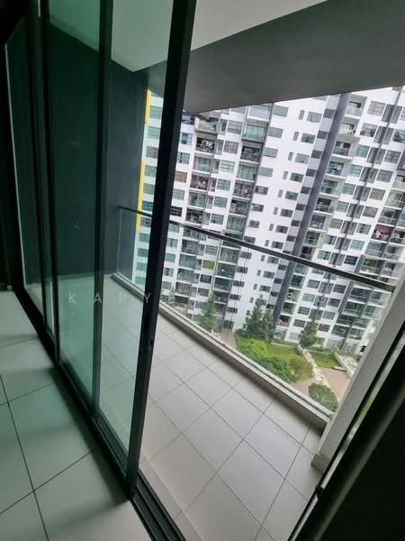 Zeva @ Equine South untuk Untuk Disewa - RM 1,400 /bulan, Mac 2026 - Balcony - PropertyGuru.com.my