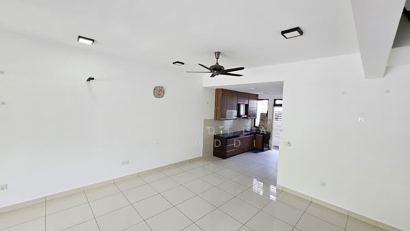 City of Elmina : Elmina Valley 1 untuk Untuk Dijual - RM 770,000, Mac 2026 - Living Room - PropertyGuru.com.my