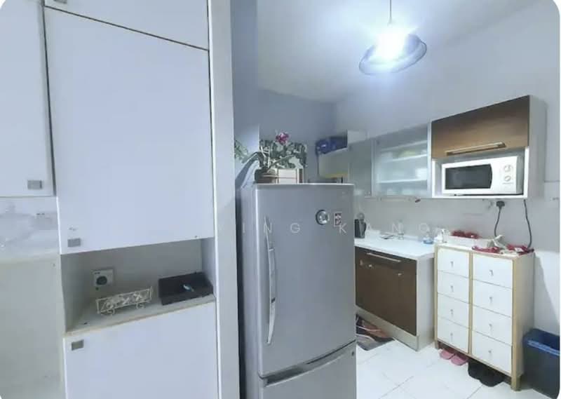 Service Residence for Sale at Ritze Perdana 1 - Koo Ying Kang - Kitchen - PropertyGuru.com.my