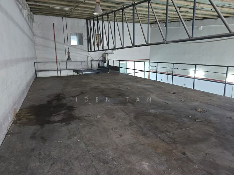 Factory for Rent in Taman Perindustrian Cemerlang (Ulu Tiram) - Iden Tan - Interior - PropertyGuru.com.my