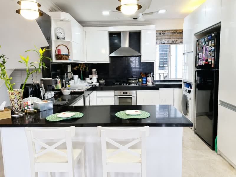 Condominium for Sale at Perdana Emerald - Hazwan Hilmi - Kitchen - PropertyGuru.com.my