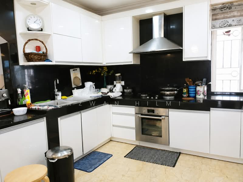 Condominium for Sale at Perdana Emerald - Hazwan Hilmi - Kitchen - PropertyGuru.com.my