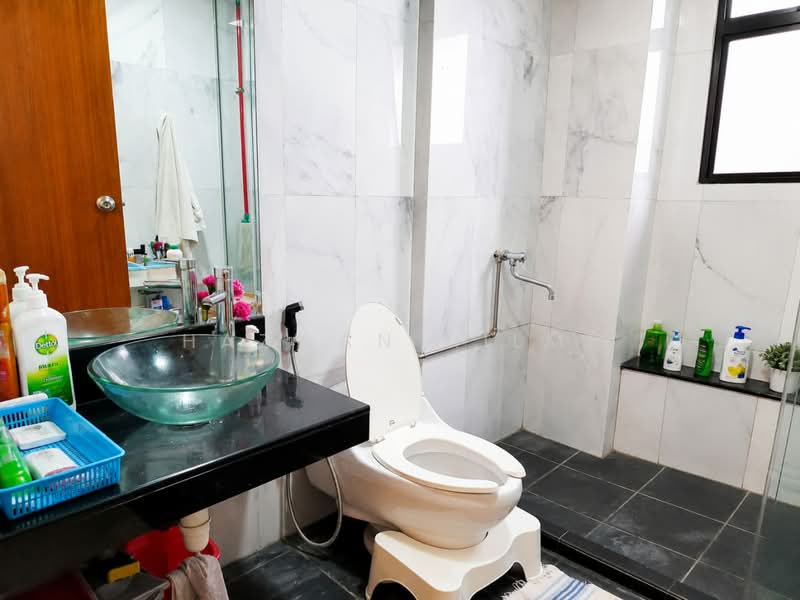 Condominium for Sale at Perdana Emerald - Hazwan Hilmi - Bathroom - PropertyGuru.com.my