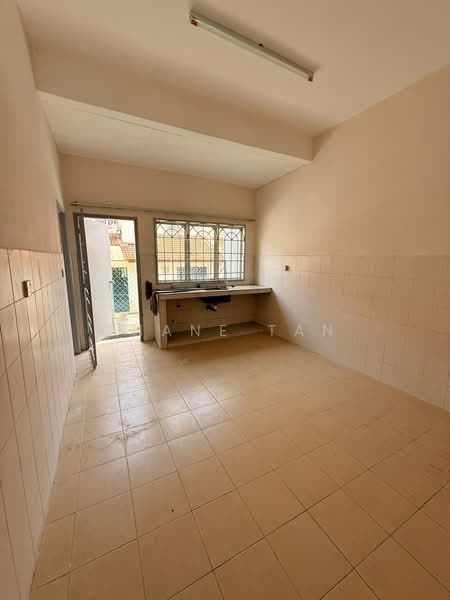 2-storey Terraced House for Rent in Seremban (Negeri Sembilan) - Shane Tan - Kitchen - PropertyGuru.com.my
