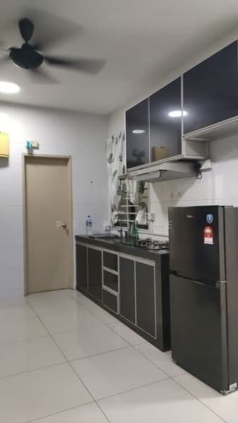 ARC @ Austin Hills untuk Untuk Disewa - RM 1,800 /bulan, Mac 2026 - Kitchen - PropertyGuru.com.my