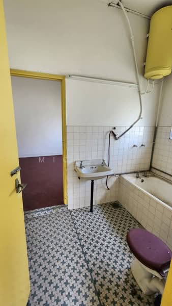 Taman Serene untuk Untuk Dijual - RM 1,500,000, Mac 2026 - Bathroom - PropertyGuru.com.my