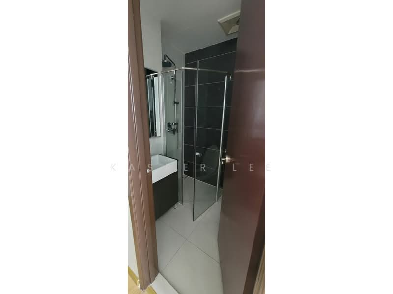 Royal Strand @ Country Garden Danga Bay untuk Untuk Disewa - RM 3,000 /bulan, Apr 2026 - Bathroom - PropertyGuru.com.my