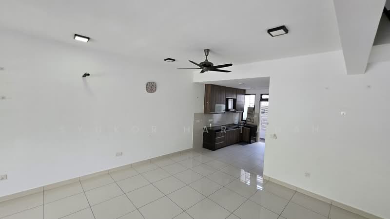 Double storey House Elmina Valley 1, Elmina West Denai Alam untuk Untuk Dijual - RM 770,000, Mac 2026 - Kitchen - PropertyGuru.com.my
