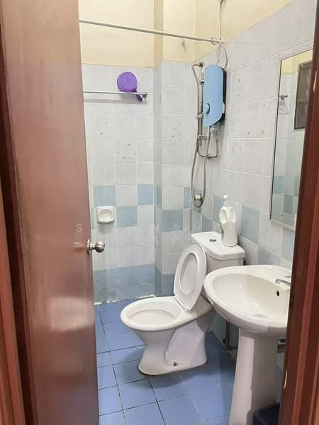 Bandar Bukit Raja untuk Untuk Dijual - RM 439,000, Mac 2026 - Bathroom - PropertyGuru.com.my