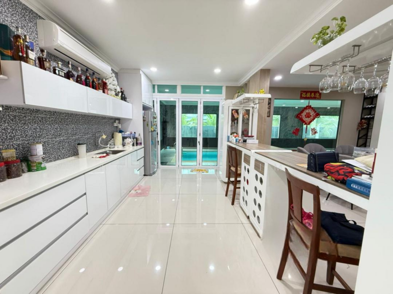 Bungalow for Sale in Bandar Parklands (Klang) - Yongsen Lim - Kitchen - PropertyGuru.com.my
