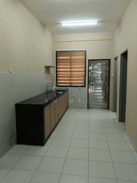2-storey Terraced House for Rent in Senai (Kulai) - Ku Mei - Kitchen - PropertyGuru.com.my