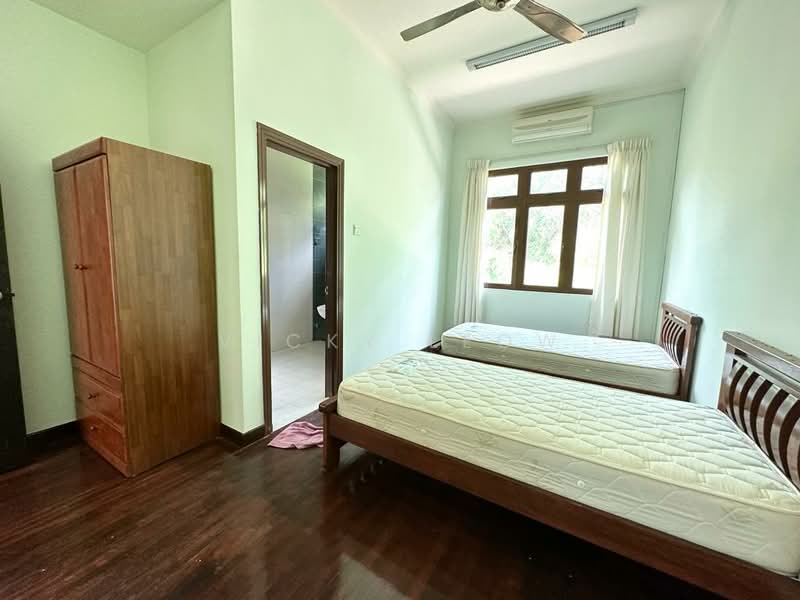 Semi-Detached House for Rent in Kawasan Perumahan Sungai Emas (Batu Ferringhi) - Vicky Leow - Bedroom - PropertyGuru.com.my