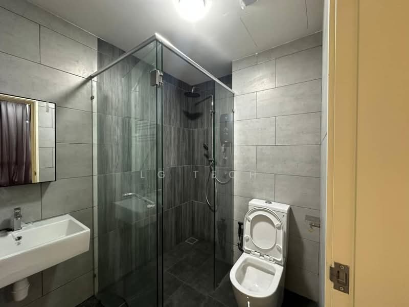 Service Residence for Rent at Meta City - LG Teoh - Attached Bathroom - PropertyGuru.com.my