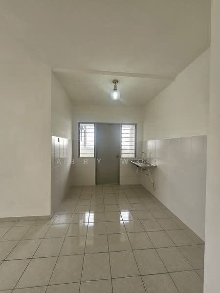 Pangsapuri Aranda untuk Untuk Disewa - RM 1,400 /bulan, Mac 2026 - Kitchen - PropertyGuru.com.my