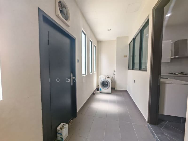 Semi-Detached House for Sale in Seremban (Negeri Sembilan) - Iqbal Rafei - Corridor - PropertyGuru.com.my