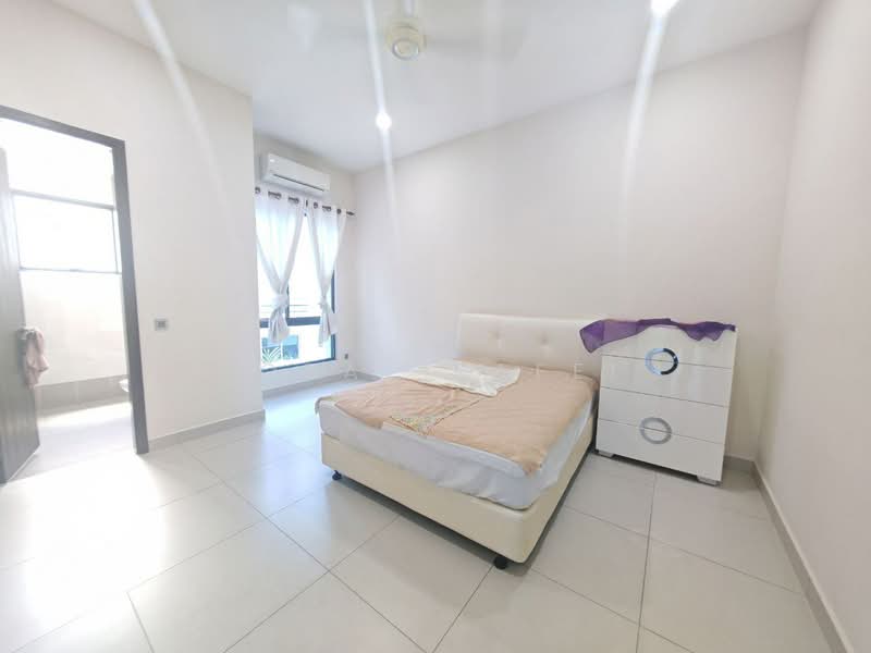 Semi-Detached House for Sale in Seremban (Negeri Sembilan) - Iqbal Rafei - Bedroom - PropertyGuru.com.my