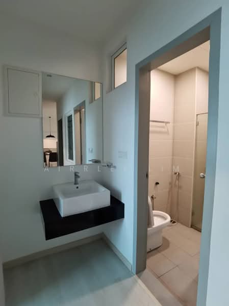 Straits Garden Suite untuk Untuk Disewa - RM 2,100 /bulan, Mac 2026 - Bathroom - PropertyGuru.com.my