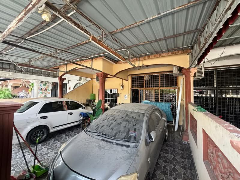 1-storey Terraced House for Sale in Taman Sungai Abong (Muar) - ALHAFIZ AZIS - Exterior - PropertyGuru.com.my