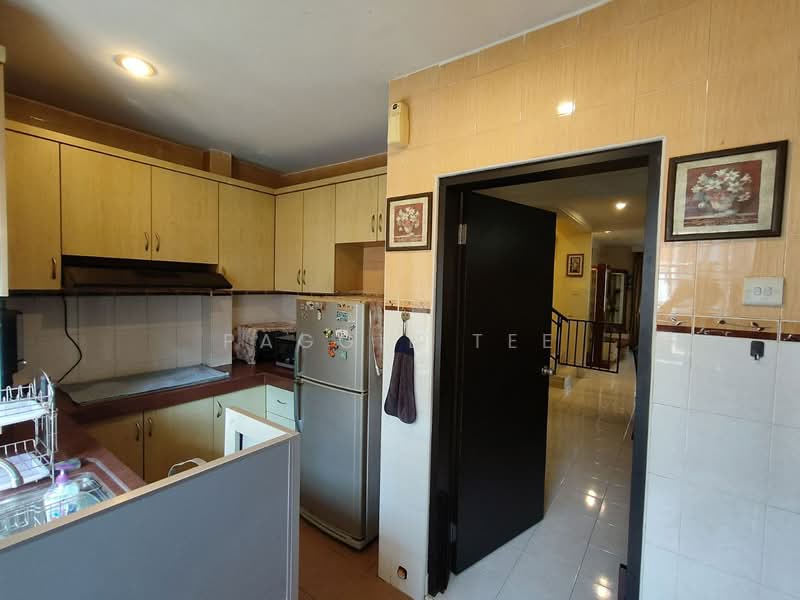 Nusavilla untuk Untuk Dijual - RM 470,000, Mac 2026 - Kitchen - PropertyGuru.com.my