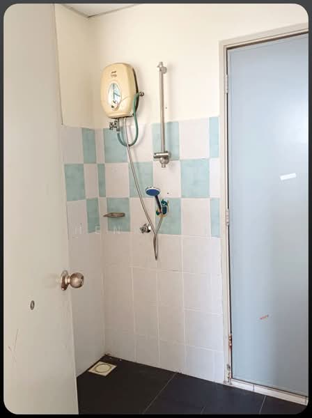 Platinum Hill PV 5 untuk Untuk Disewa - RM 1,600 /bulan, Mac 2026 - Bathroom - PropertyGuru.com.my