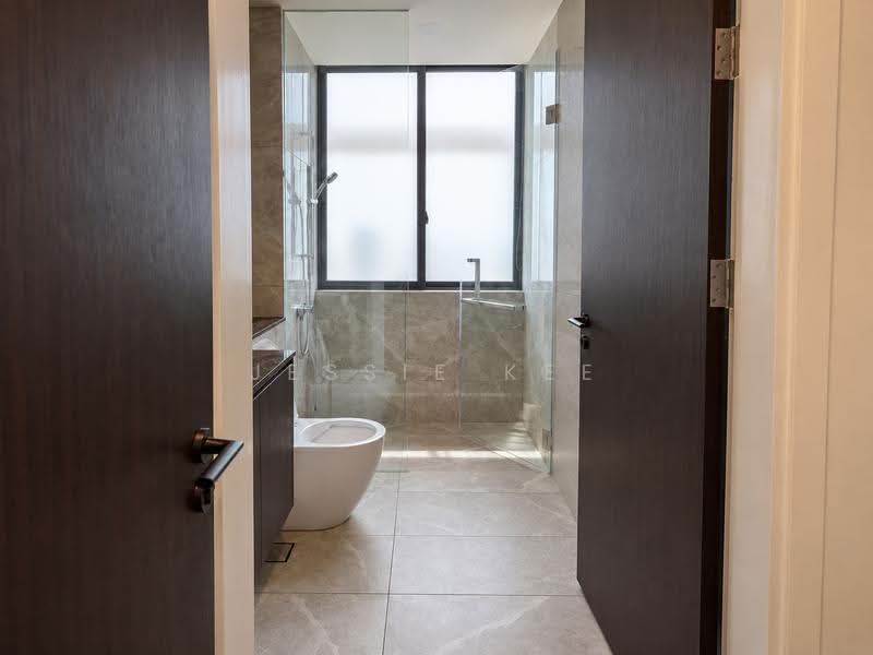 Service Residence for Sale at Park Regent @Desa Park City - Jessie Kee - Bathroom - PropertyGuru.com.my